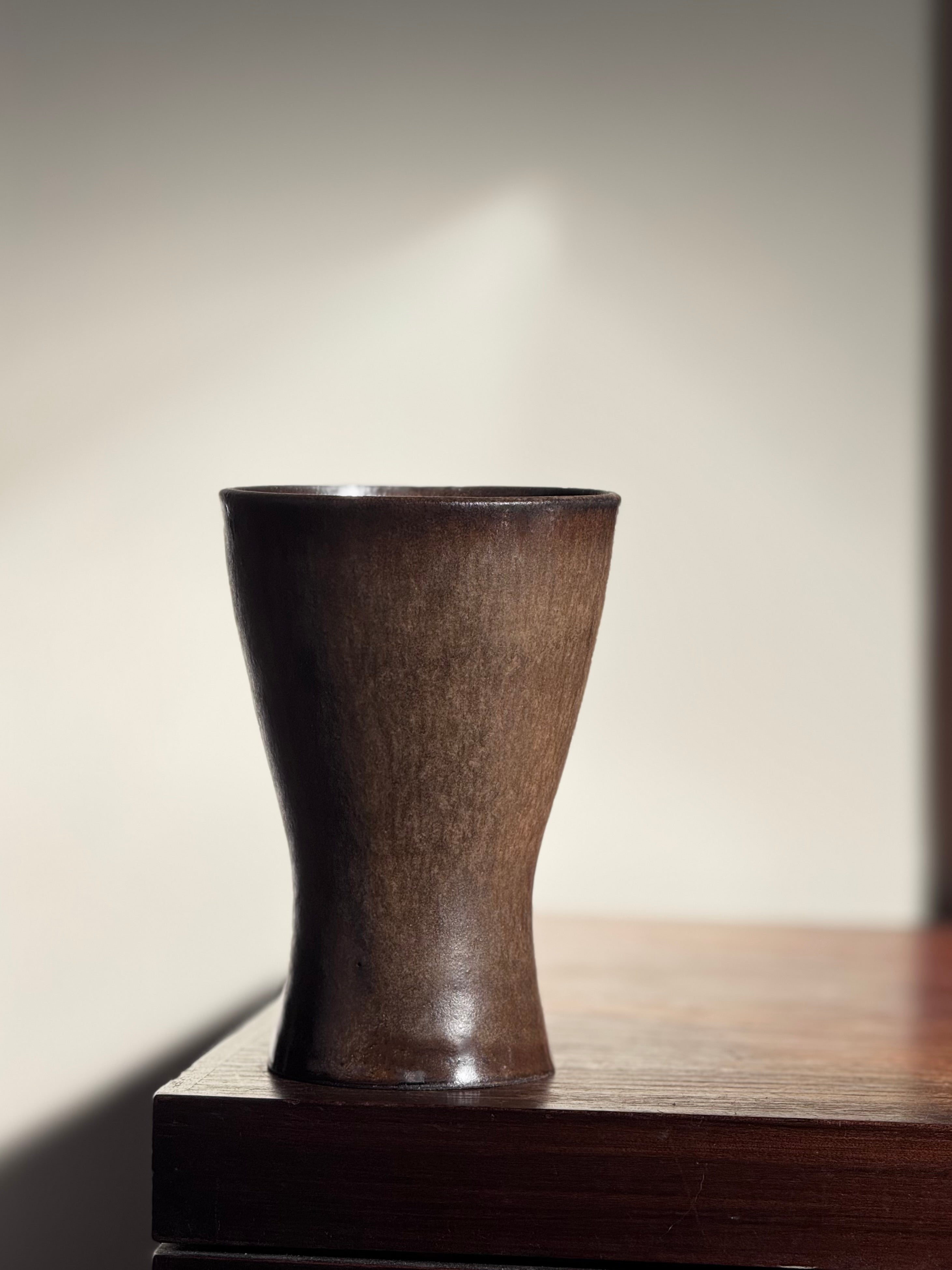 tsuchi vase