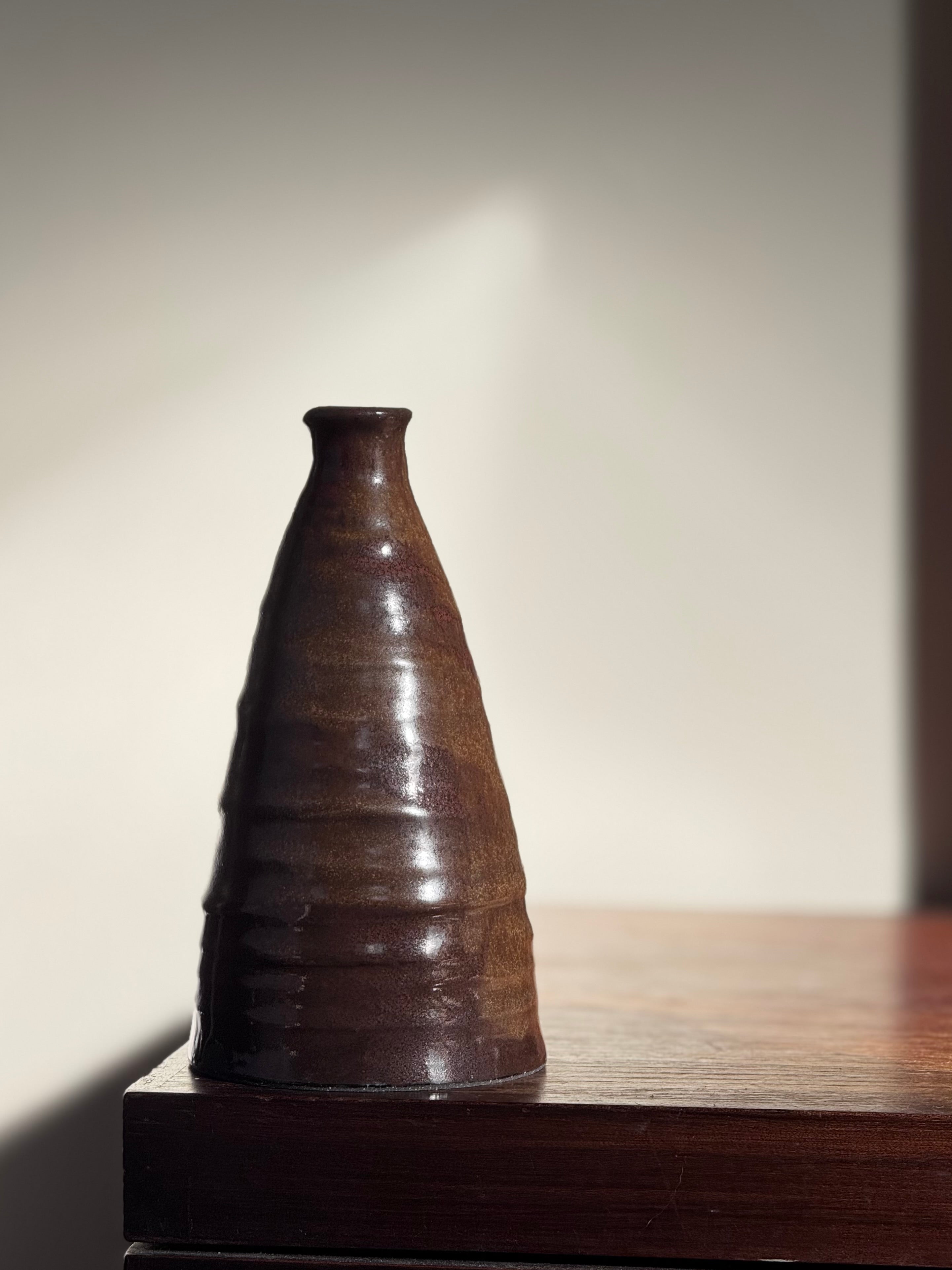 tome vase